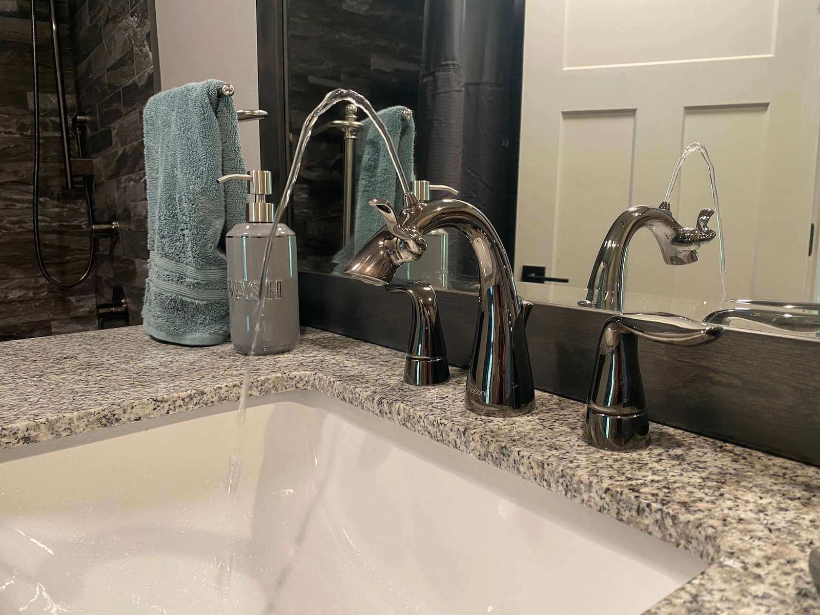 The Innovative, Practical and Planet-Friendly Way To Rinse Your Face Is Here